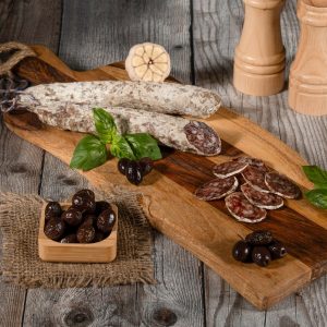 Droge Worst Zwarte Olijven met Basilicum